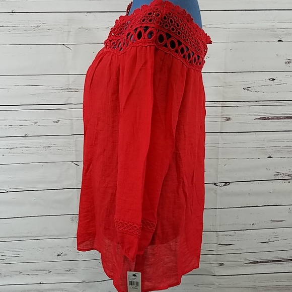 NWT Gorgeous Red Off Shoulder Blouse - Picture 3 of 5